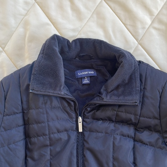 Lands’ End like new women’s small black full zip quilted fleece lined jacket - Picture 3 of 4